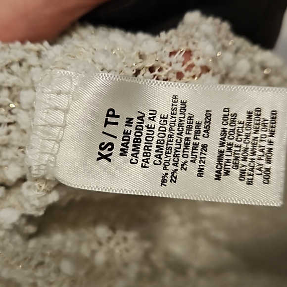 Aeropostale white and gold see through blouse. - Picture 4 of 6